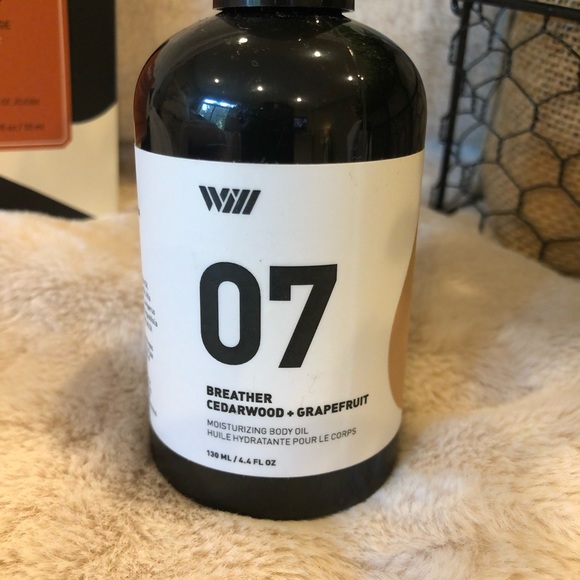 Essential Oils - Picture 3 of 6